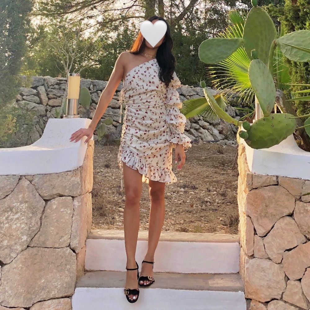 Sabo Skirt White Floral Asymmetric Dress